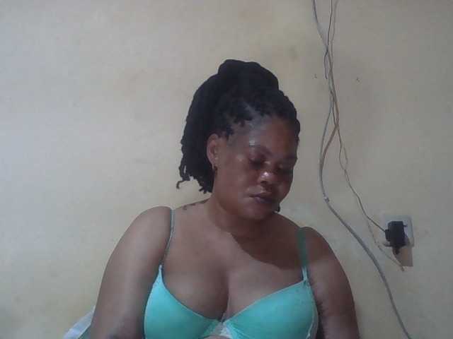 Sexydove's BongaCams show and profile