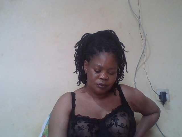 Sexydove's BongaCams show and profile