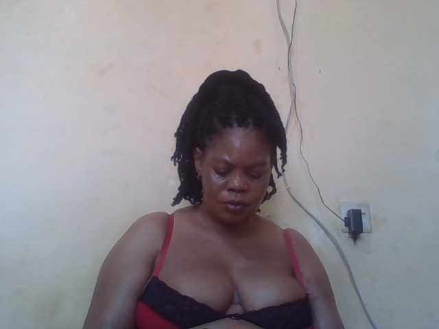 Sexydove's BongaCams show and profile