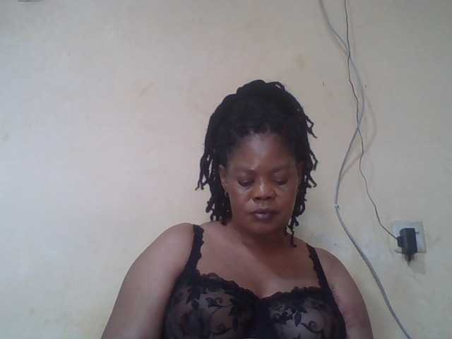 Sexydove's BongaCams show and profile