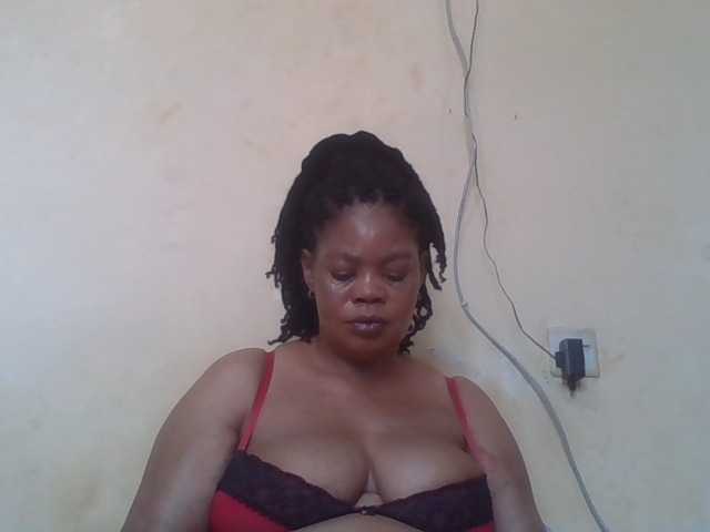 Sexydove's BongaCams show and profile