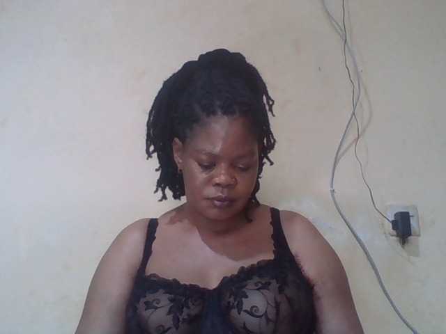 Sexydove's BongaCams show and profile