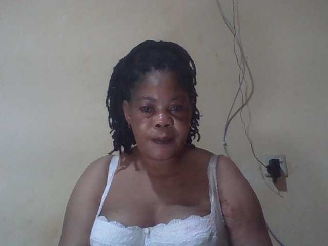 Sexydove's BongaCams show and profile