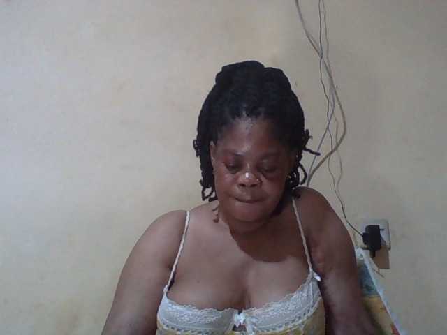 Sexydove's BongaCams show and profile