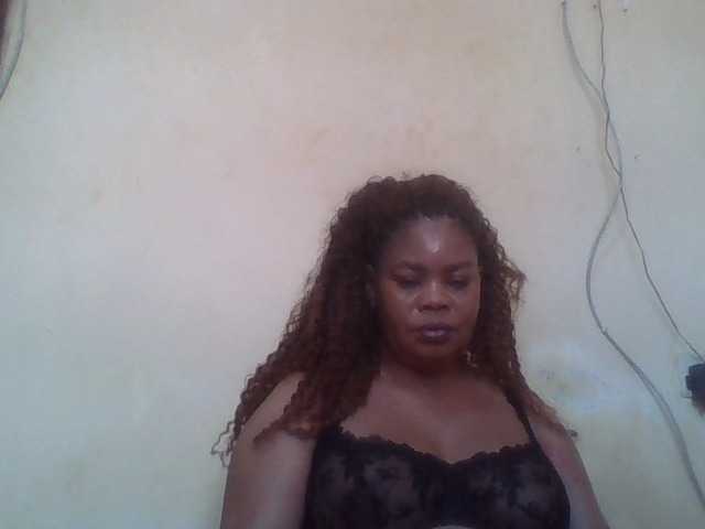 Sexydove live cam on BongaCams