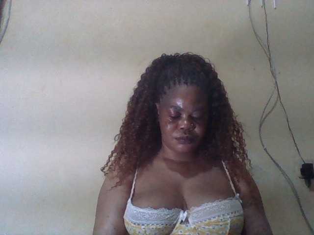 Sexydove webcam