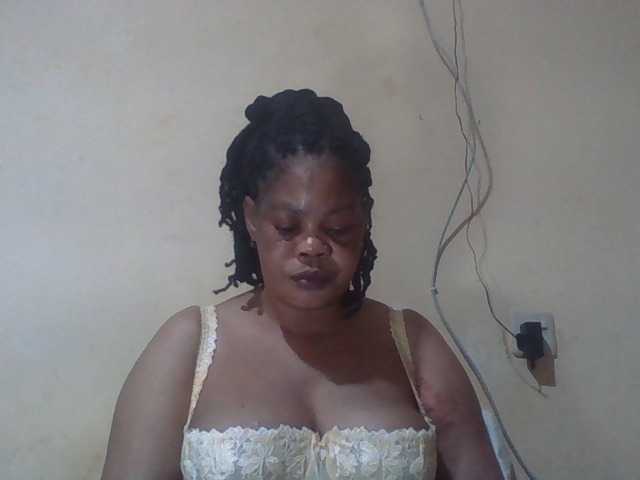 Sexydove's BongaCams show and profile