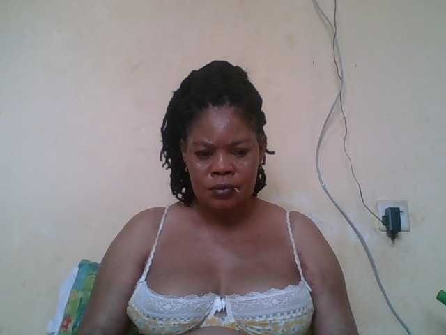 Sexydove's BongaCams show and profile