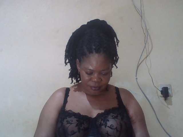 Sexydove's BongaCams show and profile