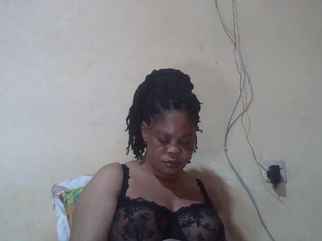 Sexydove's BongaCams show and profile