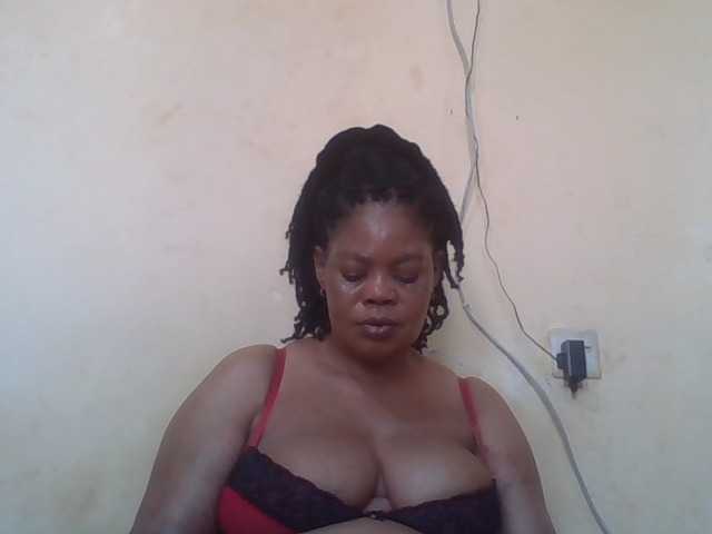 Sexydove's BongaCams show and profile