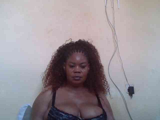 Sexydove webcam