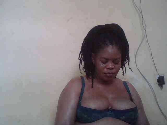 Sexydove webcam