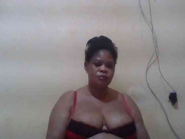 Sexydove webcam