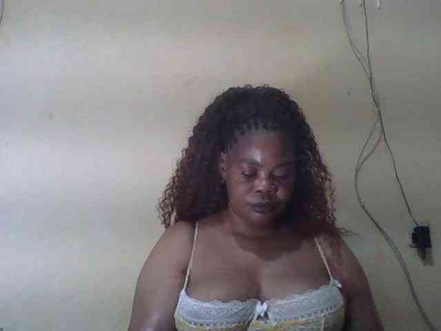 Sexydove webcam