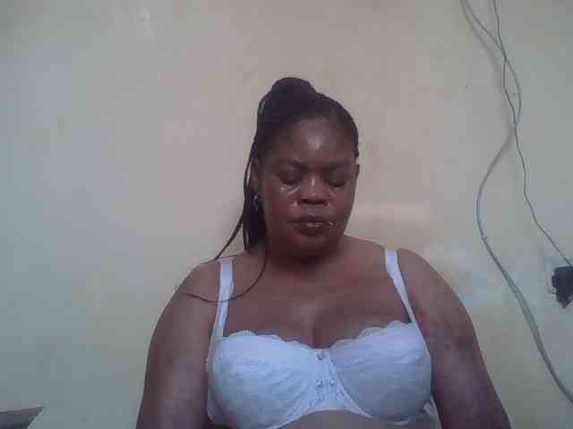 Sexydove webcam