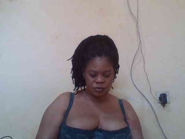 Sexydove webcam