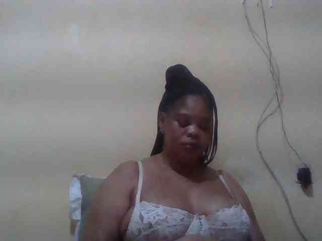 Sexydove webcam