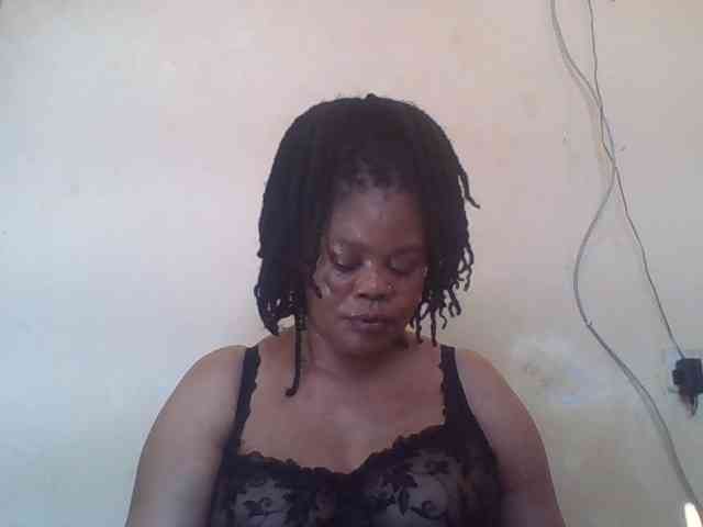 Sexydove webcam