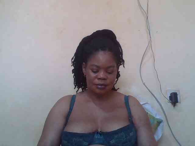 Sexydove webcam
