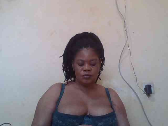 Sexydove webcam