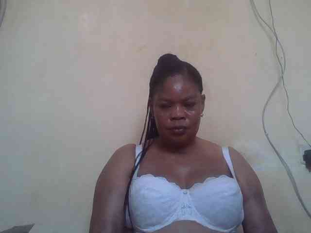 Sexydove webcam