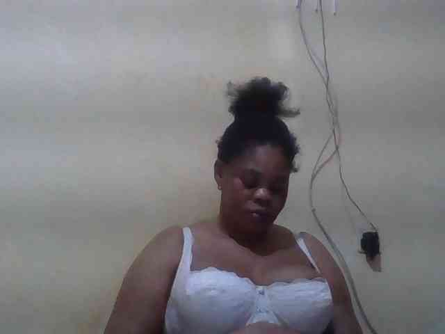 Sexydove webcam