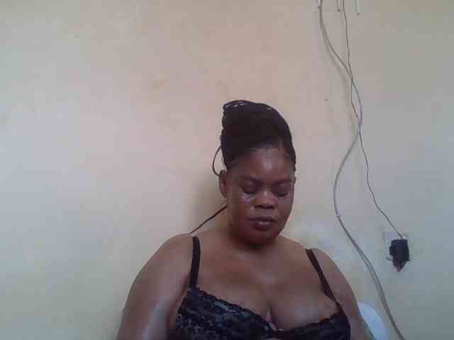 Sexydove webcam