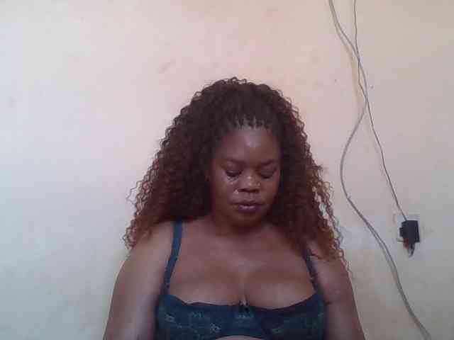 Sexydove webcam