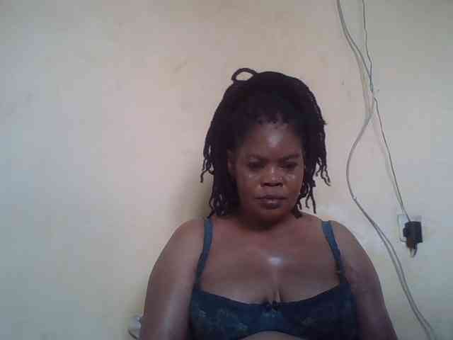 Sexydove webcam
