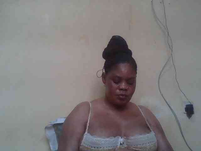 Sexydove webcam