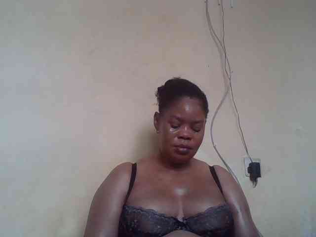 Sexydove webcam