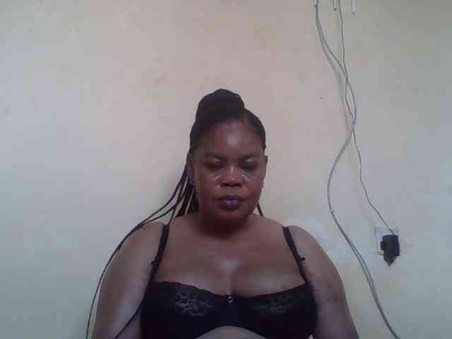 Sexydove webcam