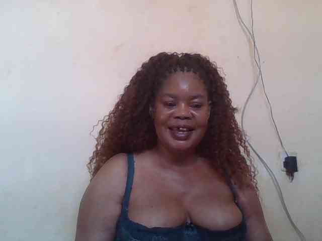 Sexydove webcam