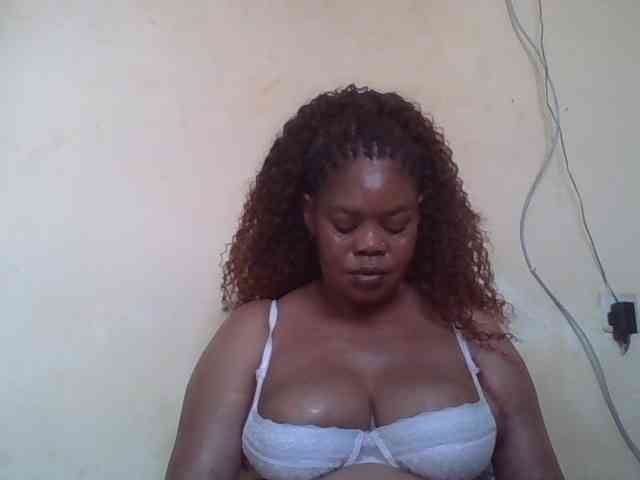 Sexydove webcam