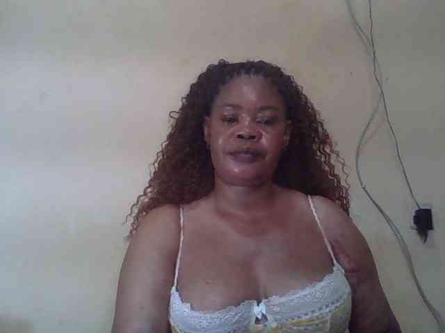 Sexydove webcam