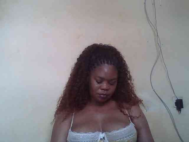 Sexydove webcam