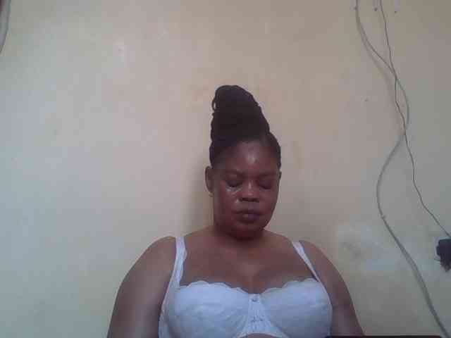 Sexydove webcam