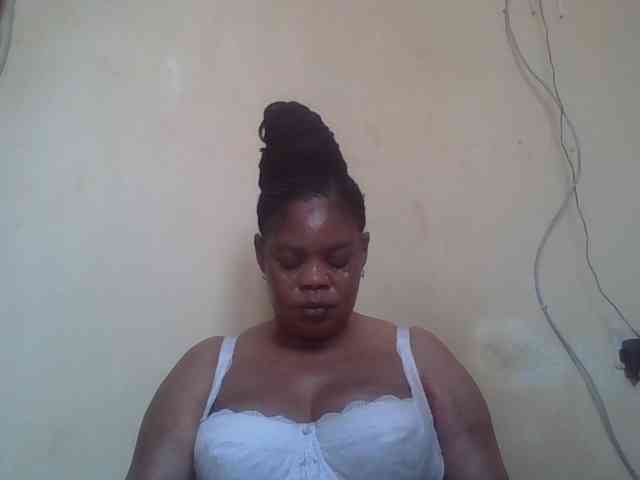 Sexydove webcam