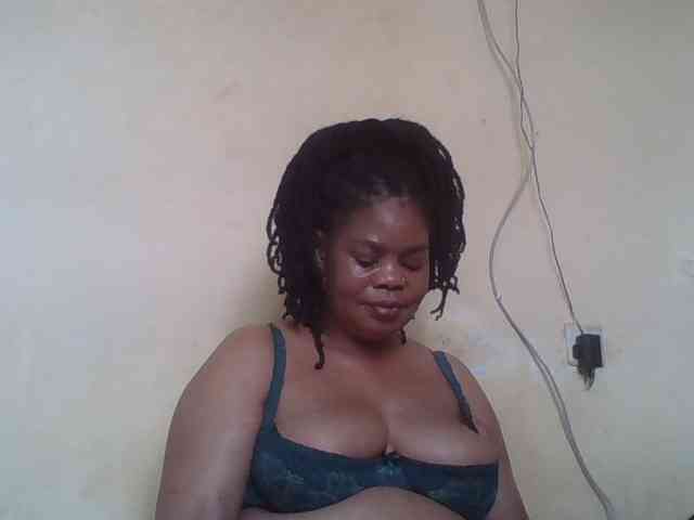 Sexydove webcam
