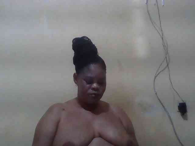 Sexydove webcam