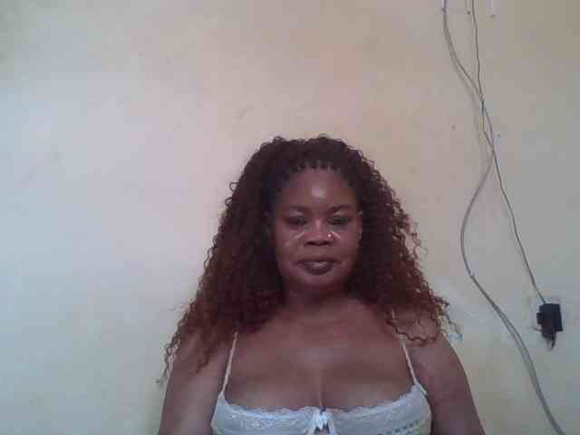 Sexydove webcam