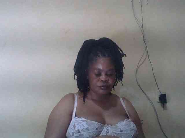 Sexydove webcam