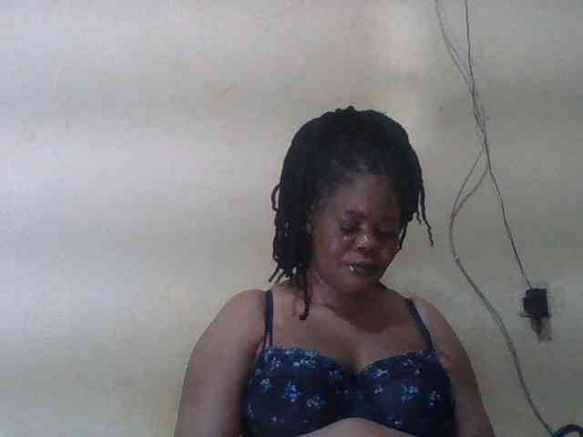 Sexydove webcam