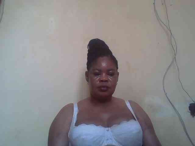Sexydove webcam