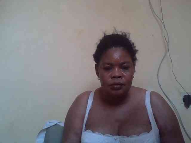Sexydove webcam