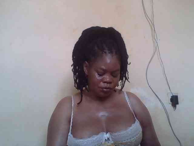 Sexydove webcam