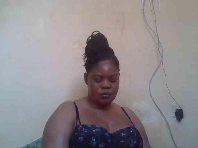 Sexydove webcam