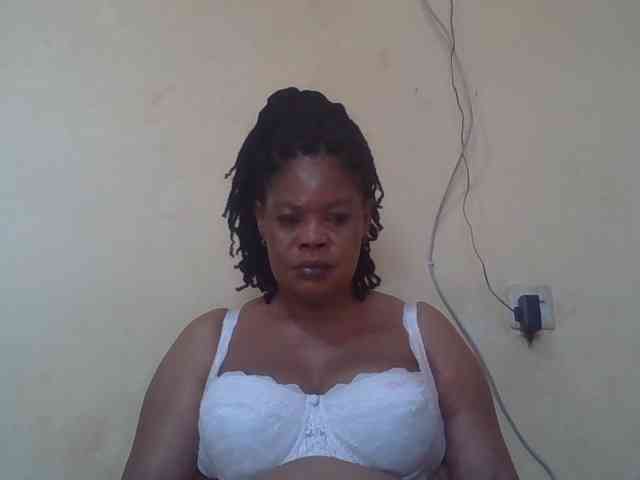 Sexydove Live Webcam on BongaCams