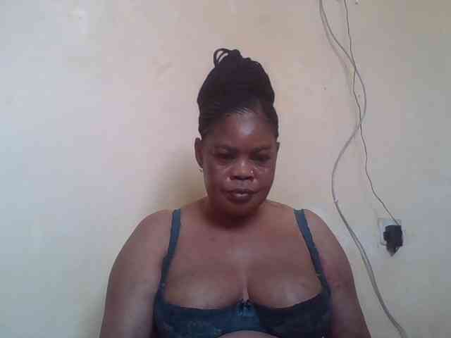 Sexydove webcam